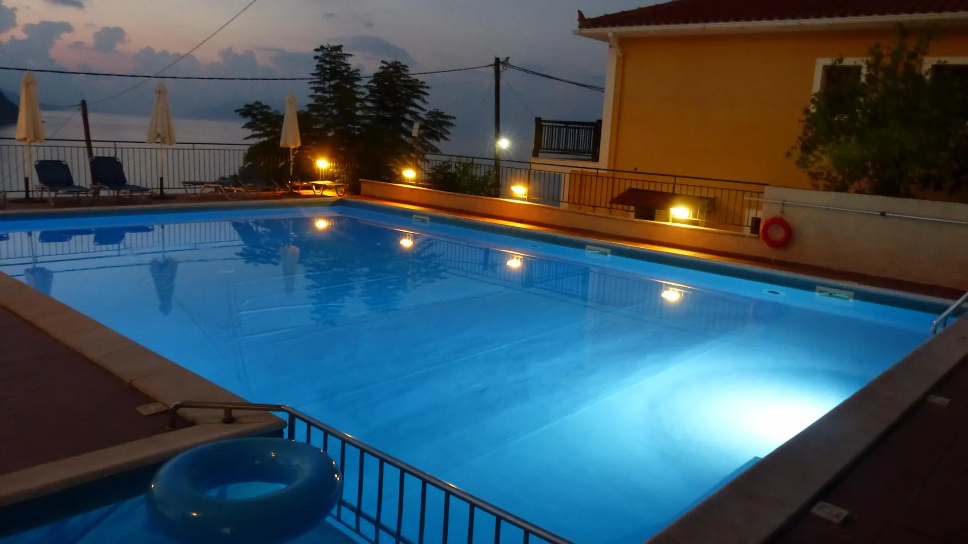 **  Hotel Oceanis ポロス ギリシャ