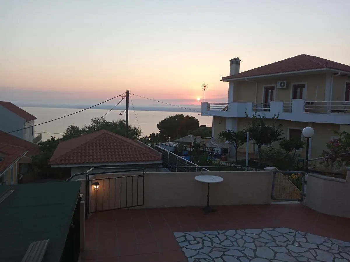 Hotel Oceanis Порос