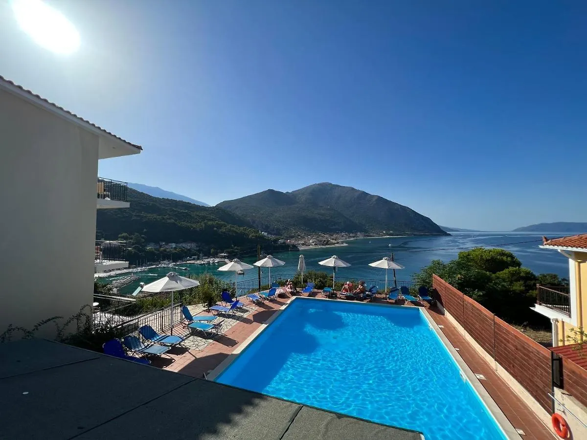 **  Hotel Oceanis Порос Греция
